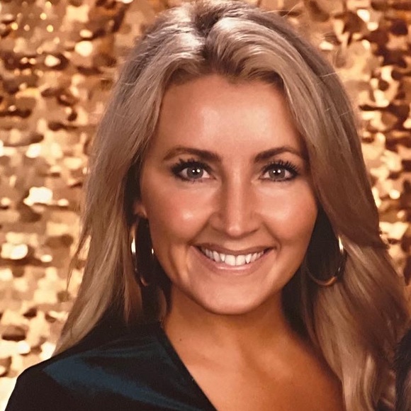 Meet your Posher, Krystal - Picture 1 of 1